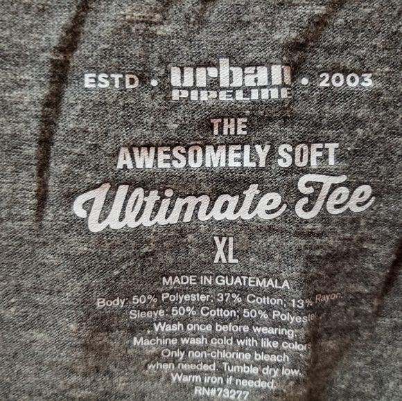 Boys XL long sleeved t-shirt - Picture 2 of 3